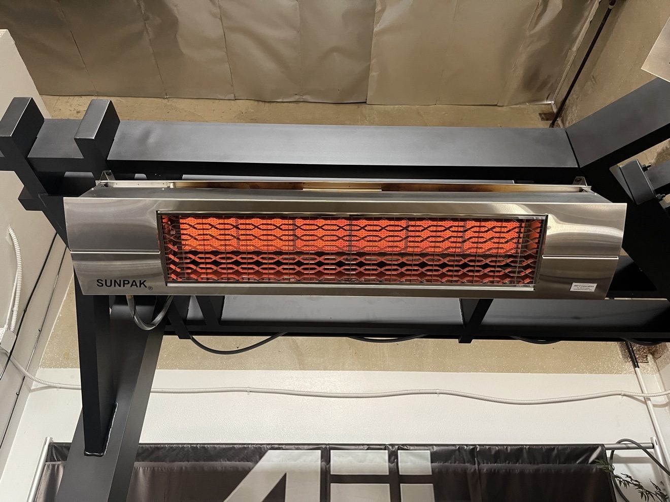 Glowing infrared heater emitter during diagnostic testing