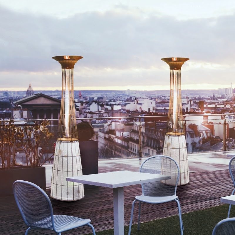 Italkero Falo Evo pyramid heaters on a restaurant rooftop